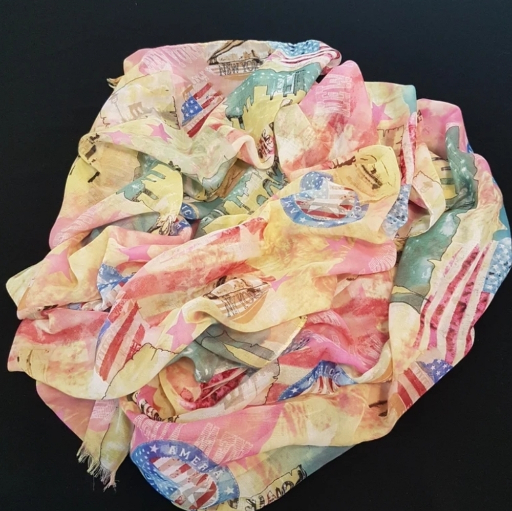 Romano Shawls American Flag Scarf: Statue of Liberty Shawl - Picture 3 of 7